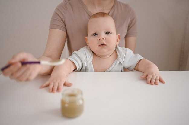 Как распознать голод у новорожденного