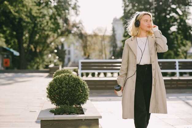 Теплые и холодные дни: что выбрать для прогулки